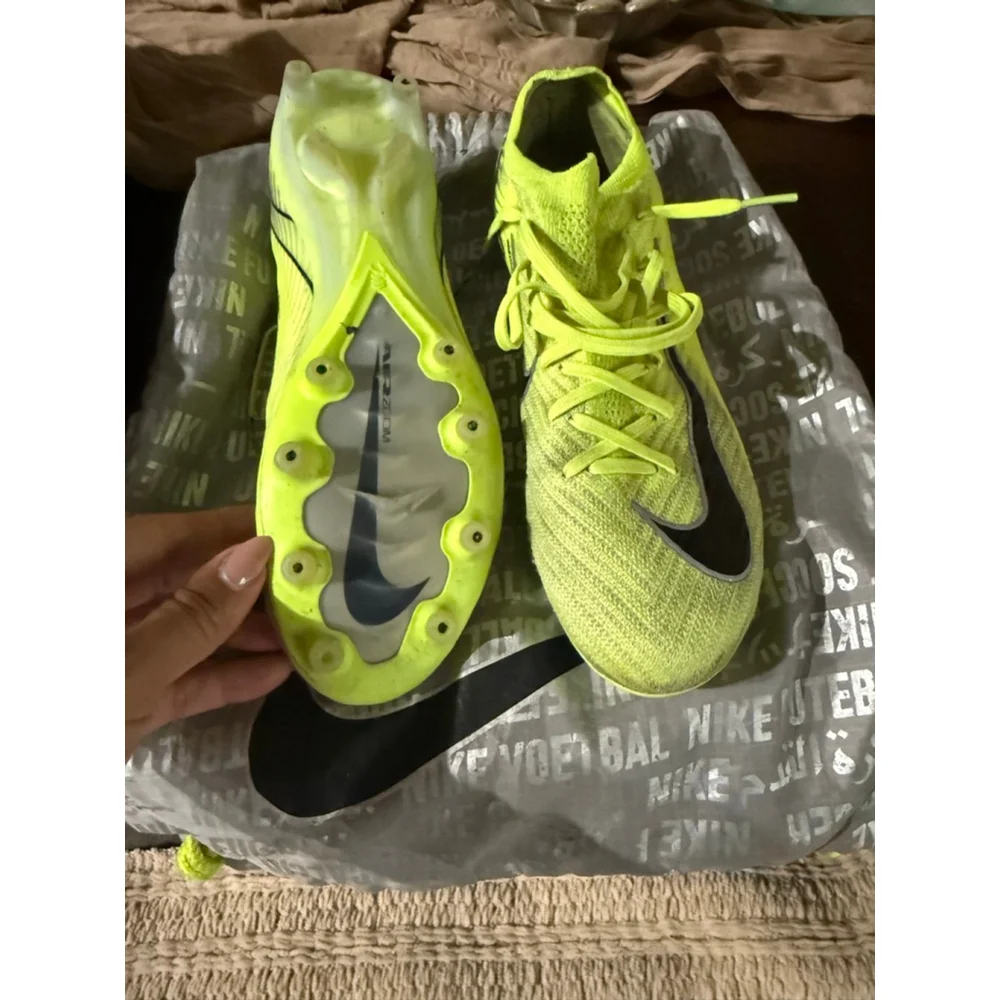 Preowned,Nike Zoom Mercurial Superfly 10 Elite soccer cleats, Mens size 7 .
